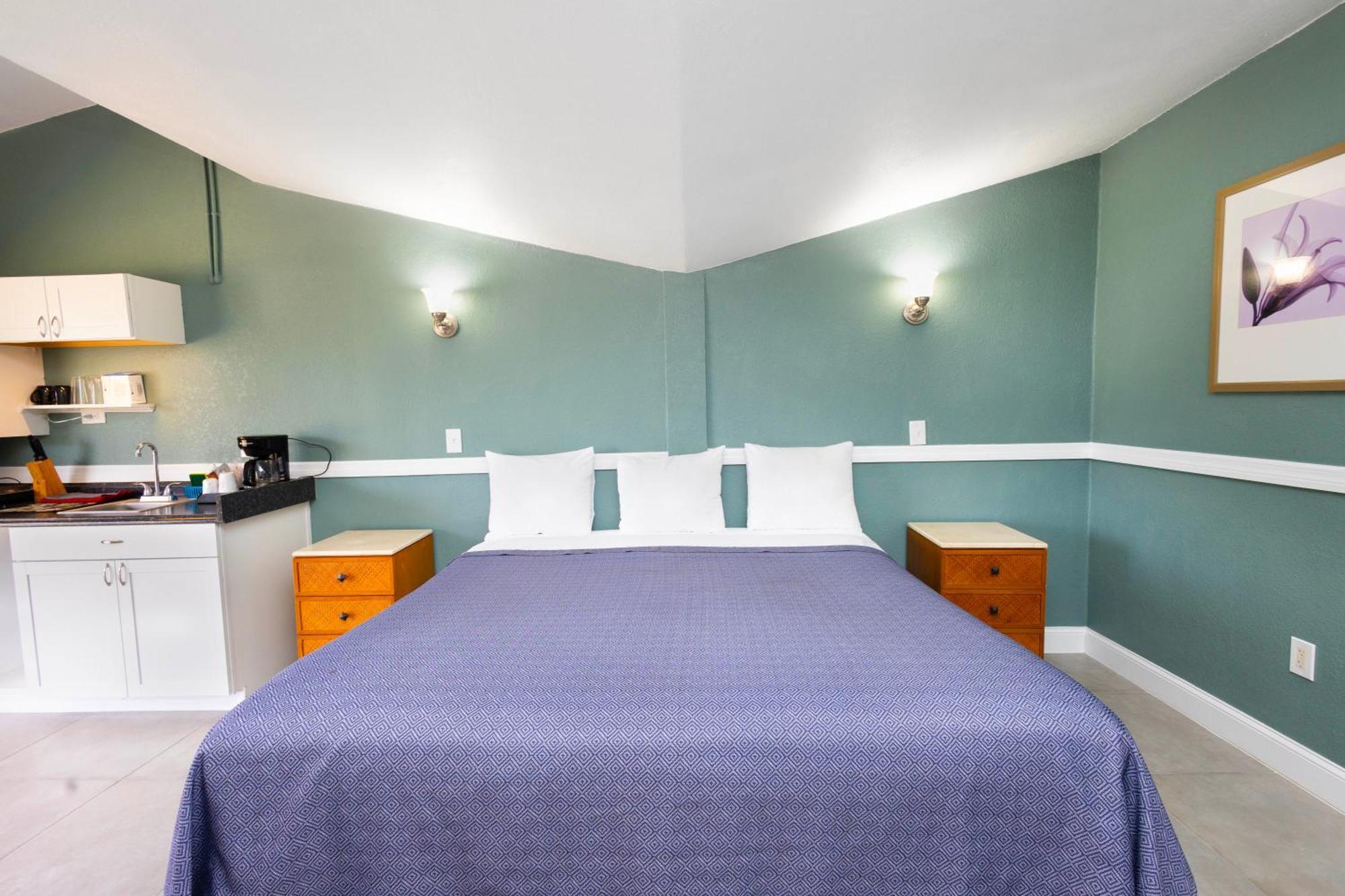Warm Mineral Springs Motel North Port Exterior photo