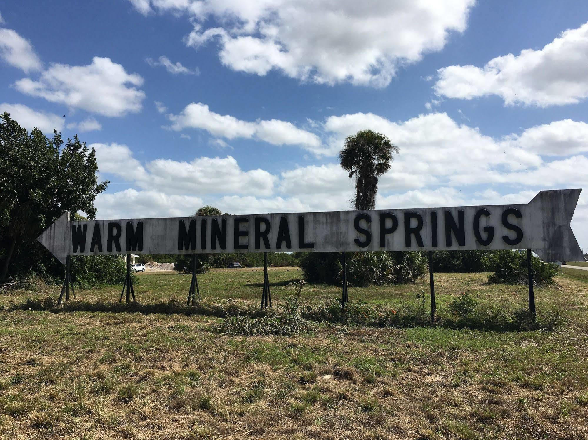 Warm Mineral Springs Motel North Port Exterior photo