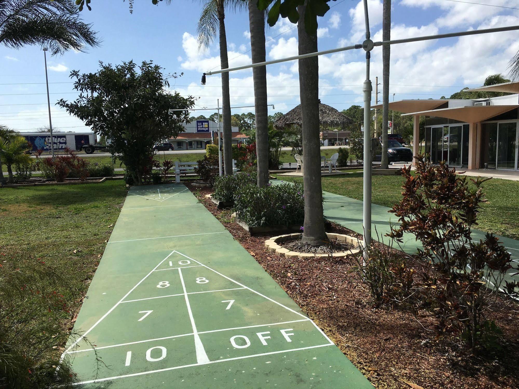 Warm Mineral Springs Motel North Port Exterior photo